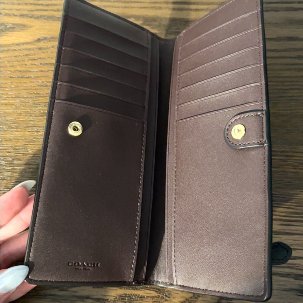 Coach Black Wallet with penguin design - Picture 5 of 5
